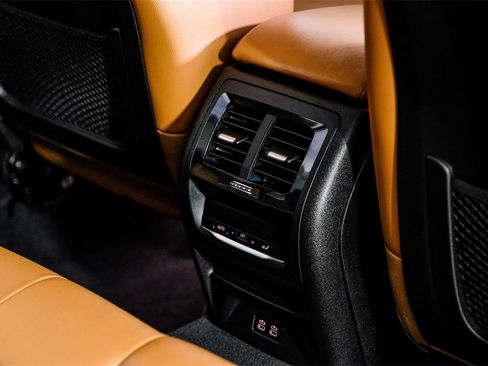 Used 2021 BMW X3 xDrive30e w/ Premium Package image 44