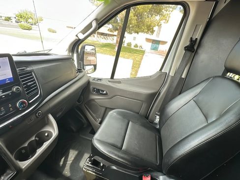 Used 2020 Ford Transit 250 Medium Roof RWD image 12