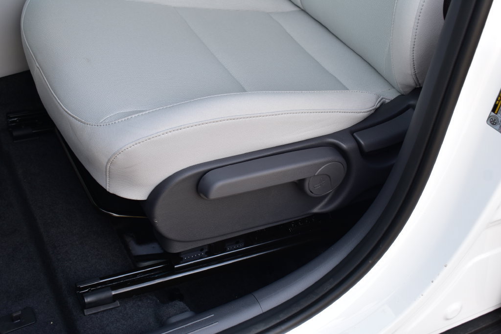New 2027 Hyundai Kona SEL Sport FWD image 17