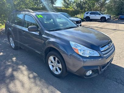 Used 2014 Subaru Outback 2.5i w/ Alloy Wheel Package