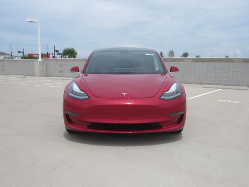 Used 2020 Tesla Model 3 Long Range AWD/4WD image 3