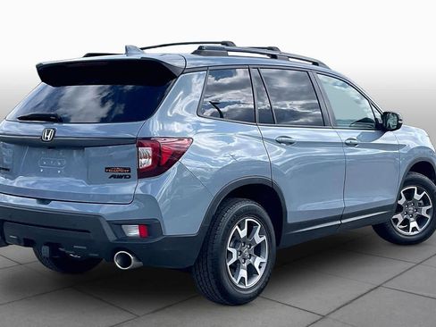 Used 2022 Honda Passport TrailSport image 12