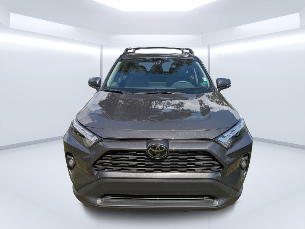Used 2025 Toyota RAV4 XLE Premium FWD image 8