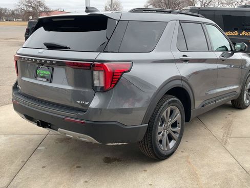 New 2026 Ford Explorer Active w/ Active Comfort Package AWD/4WD image 5