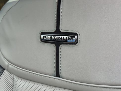 Used 2025 Ford F150 Lightning Platinum image 30