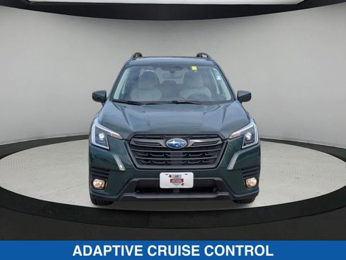 Used 2023 Subaru Forester Premium image 9