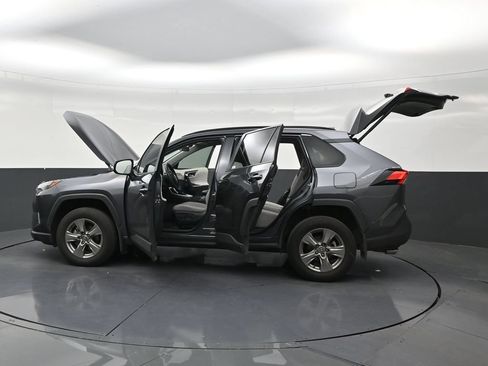 Used 2024 Toyota RAV4 XLE w/ Convenience Package FWD image 30