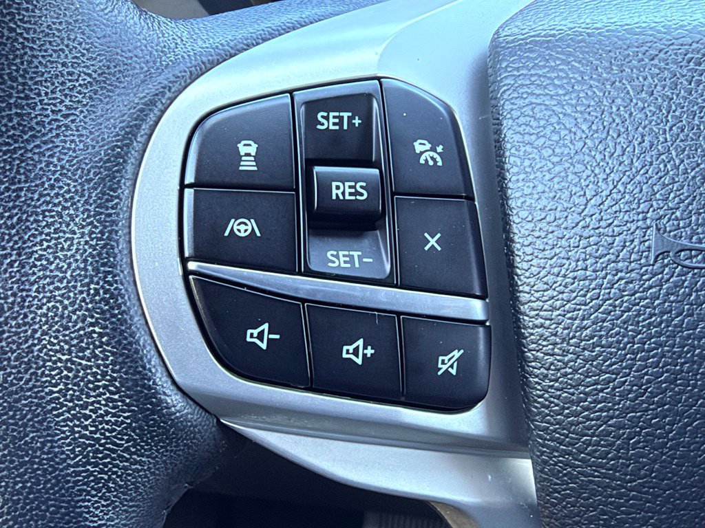 Certified 2023 Ford Explorer XLT w/ Equipment Group 202A RWD image 27