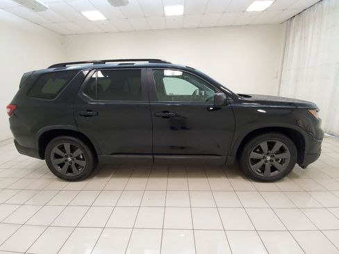 Certified 2023 Honda Pilot Sport image 25