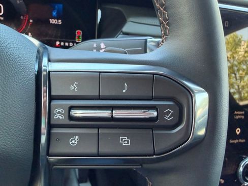 Certified 2024 GMC Acadia AT4 AWD/4WD image 25