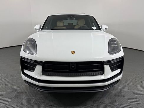 New 2026 Porsche Macan AWD/4WD image 10