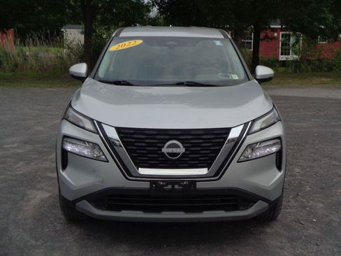 Used 2022 Nissan Rogue SV AWD/4WD image 2
