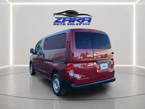 Used 2017 Chevrolet City Express LT w/ Technology Package FWD image 5