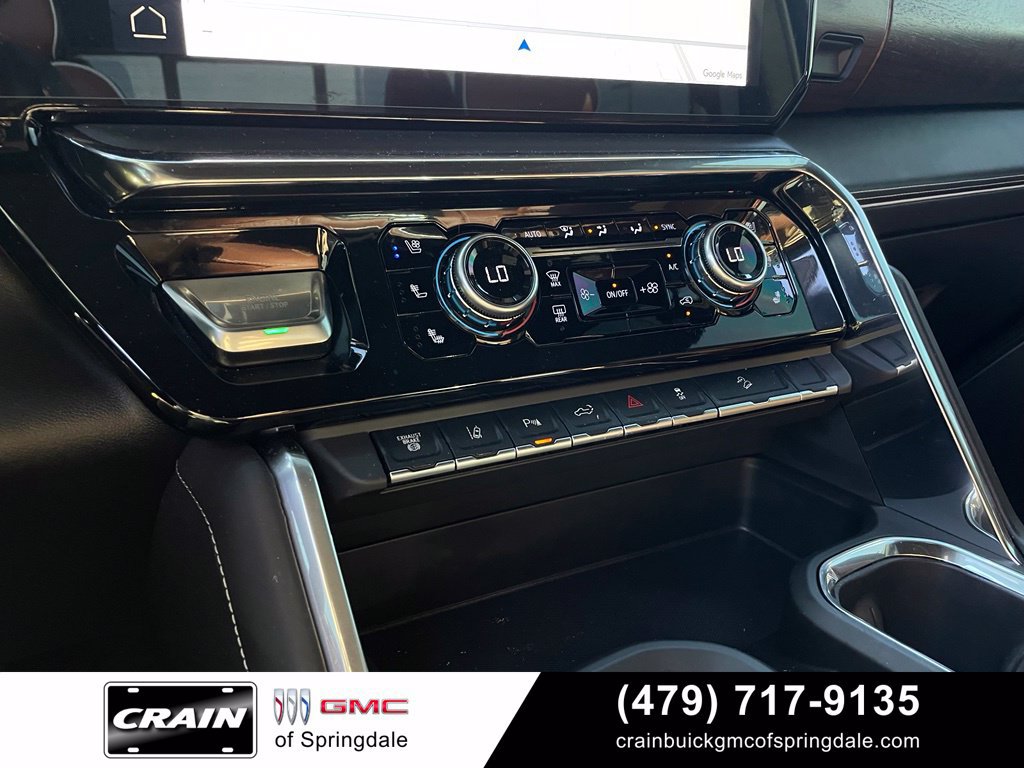 Used 2026 GMC Sierra 2500 Denali Ultimate w/ LPO, Black Badging Package AWD/4WD image 18