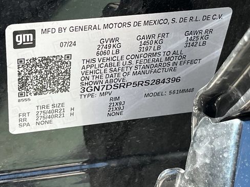 Used 2024 Chevrolet Equinox EV RS w/ Active Safety Package 3 FWD image 18