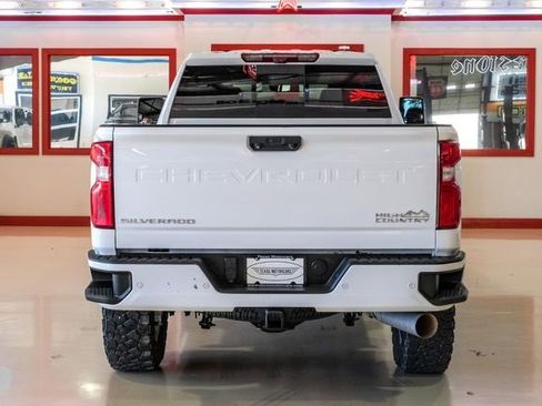Used 2022 Chevrolet Silverado 3500 High Country w/ Technology Package image 10