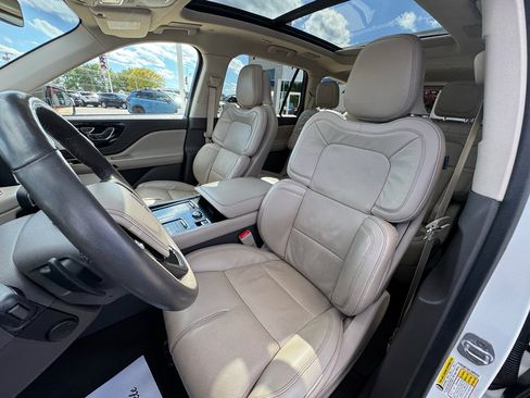 Used 2022 Lincoln Aviator Reserve w/ Equipment Group 201A AWD/4WD image 31