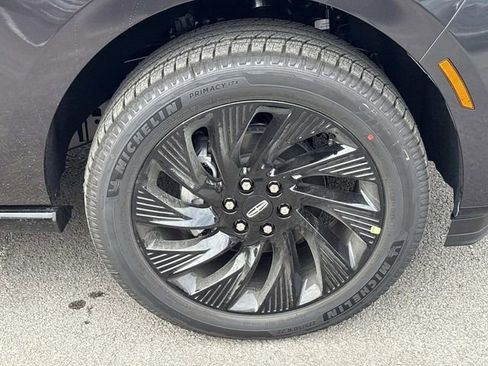 New 2026 Lincoln Navigator L Reserve w/ Jet Appearance Package AWD/4WD image 9