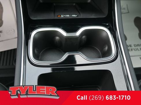 New 2026 Chevrolet Traverse LT w/ Driver Confidence Package AWD/4WD image 34