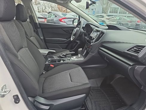 Used 2022 Subaru Impreza Premium image 11