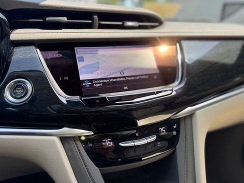 Used 2023 Cadillac XT6 Premium Luxury w/ LPO, Floor Liner Package AWD/4WD image 16