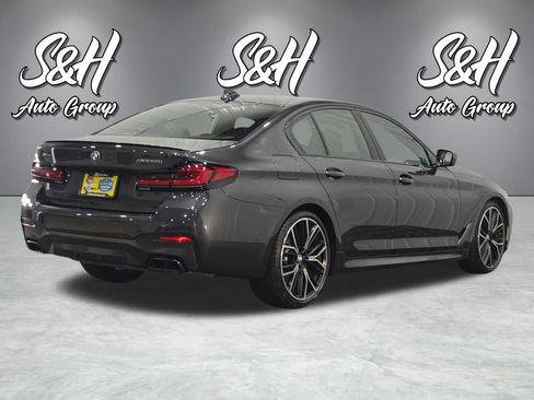 Used 2022 BMW M550i xDrive AWD/4WD image 25