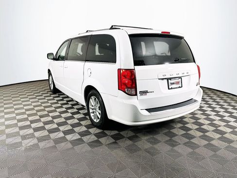 Certified 2019 Dodge Grand Caravan SXT image 7