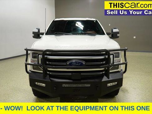 Used 2022 Ford F250 Platinum w/ Tremor Off-Road Package image 2