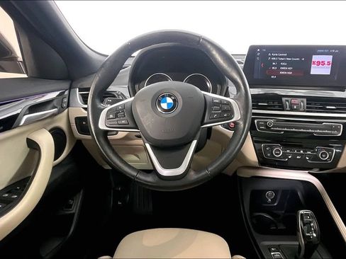 Used 2022 BMW X2 sDrive28i w/ Premium Package FWD image 6