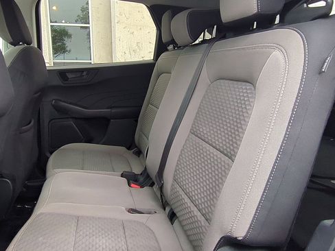 Used 2022 Ford Escape SE image 21