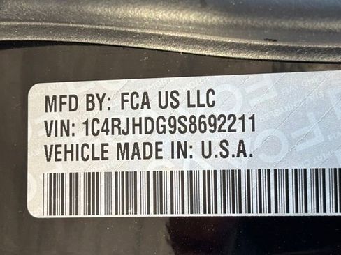 New 2025 Jeep Grand Cherokee Overland w/ Luxury Tech Group IV image 31