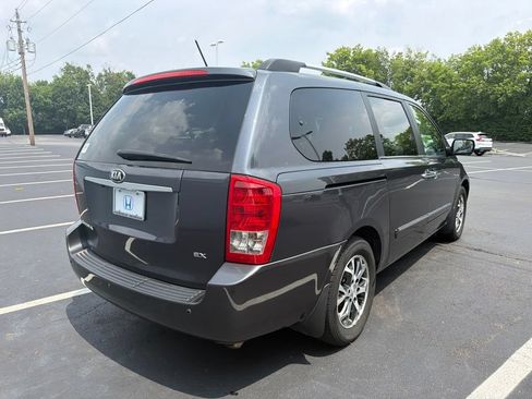 Used 2014 Kia Sedona EX FWD image 6