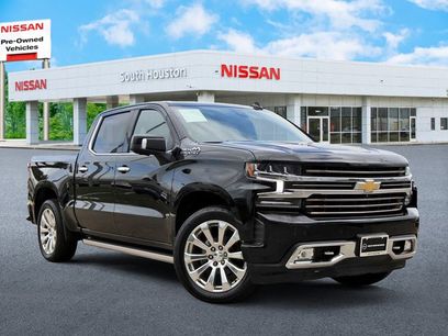 Used 2022 Chevrolet Silverado 1500 High Country w/ Technology Package