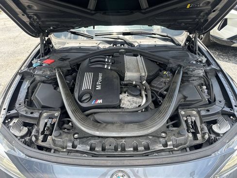 Used 2018 BMW M3 RWD image 9