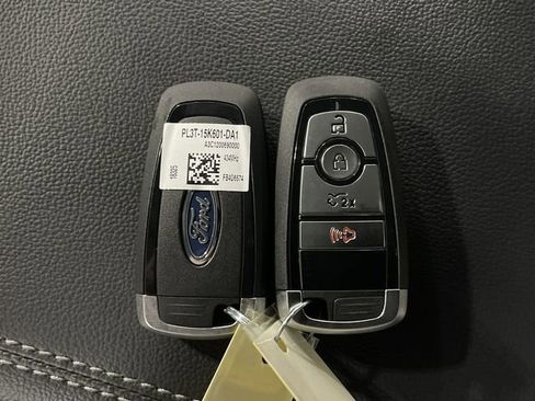 New 2025 Ford F150 Lightning Flash AWD/4WD image 32