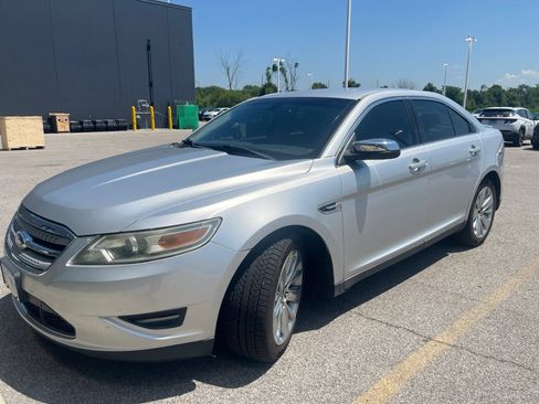 Used 2012 Ford Taurus Limited FWD image 1