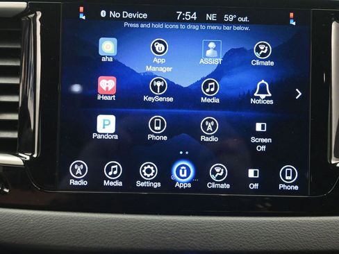 Used 2017 Chrysler Pacifica Touring image 16