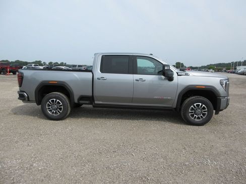 New 2026 GMC Sierra 2500 AT4 w/ AT4 Premium Plus Package AWD/4WD image 3
