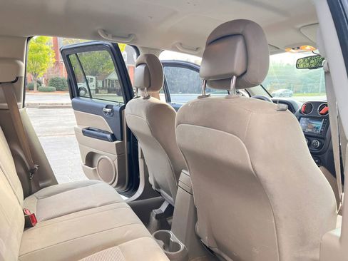 Used 2016 Jeep Compass Sport w/ Power Value Group image 12