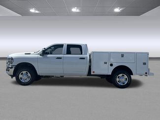 New 2026 RAM 2500 Tradesman w/ Chrome Appearance Group AWD/4WD video 2