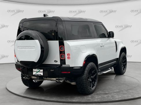 Used 2023 Land Rover Defender 90 V8 AWD/4WD image 8