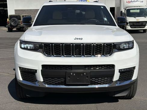 Used 2023 Jeep Grand Cherokee L Limited w/ Trailer Tow Group (B) AWD/4WD image 16