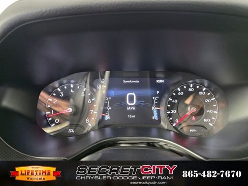 New 2026 Jeep Compass Latitude image 19