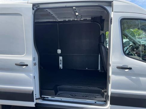 Used 2025 Ford Transit 250 148 Medium Roof w/ Load Area Protection Package RWD image 29