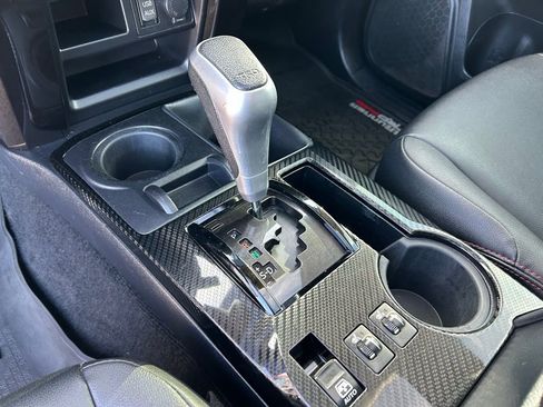 Used 2019 Toyota 4Runner TRD Off-Road Premium image 29