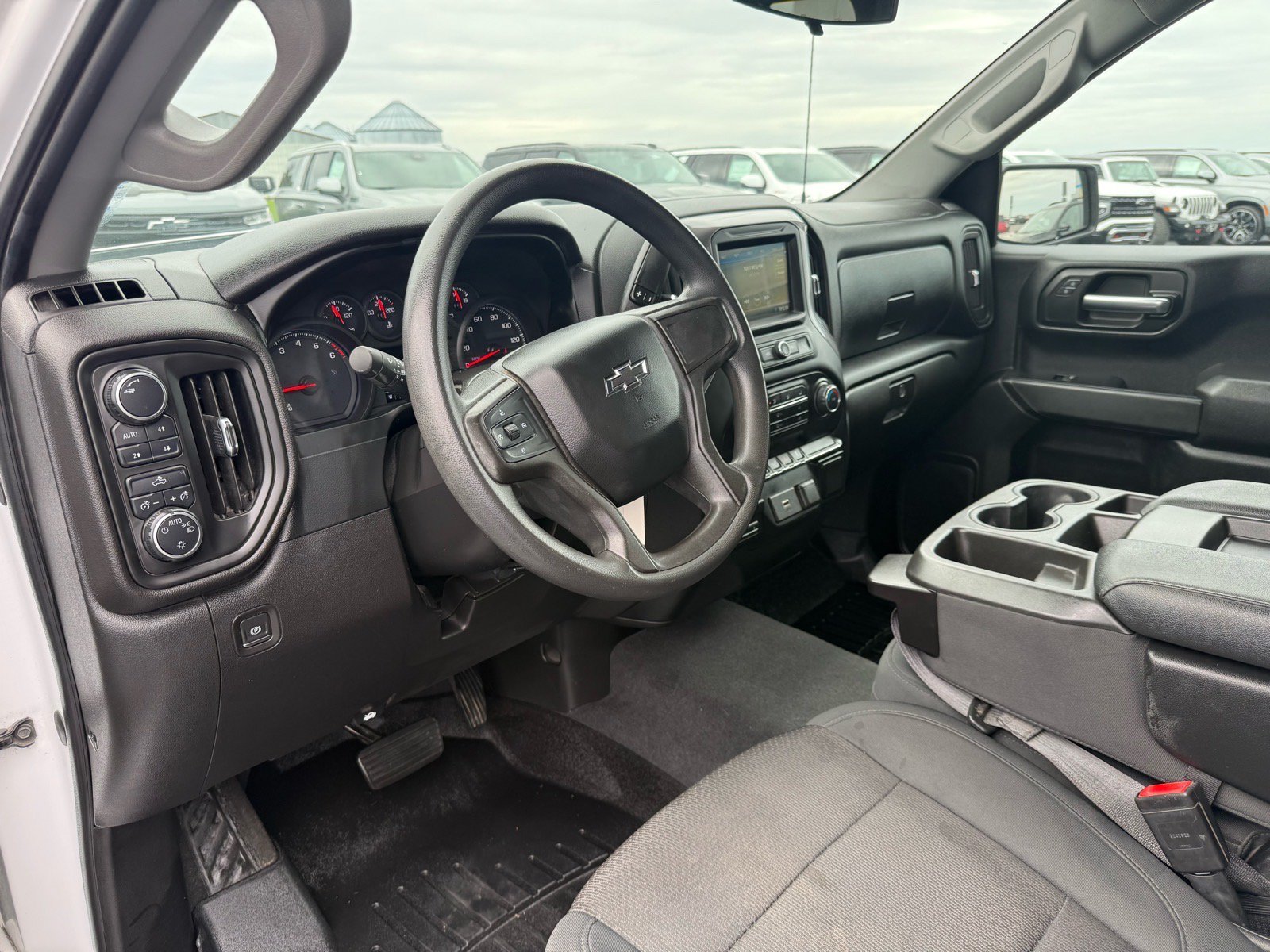Used 2019 Chevrolet Silverado 1500 Custom Trail Boss w/ Custom Convenience Package AWD/4WD image 17