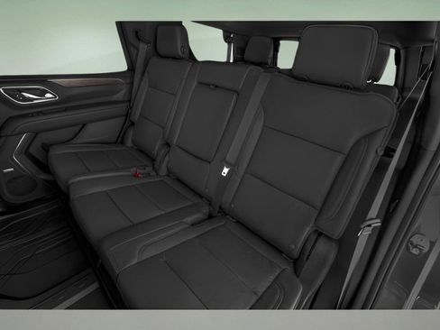 Used 2023 Chevrolet Tahoe Z71 w/ Luxury Package image 16