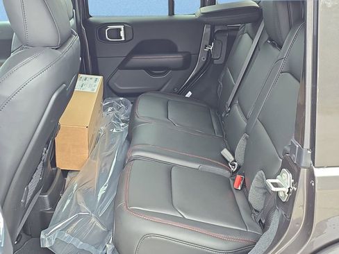 New 2026 Jeep Wrangler Unlimited Rubicon w/ Safety Group image 17
