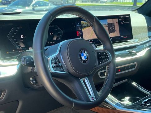 Used 2026 BMW X7 M60i AWD/4WD image 17