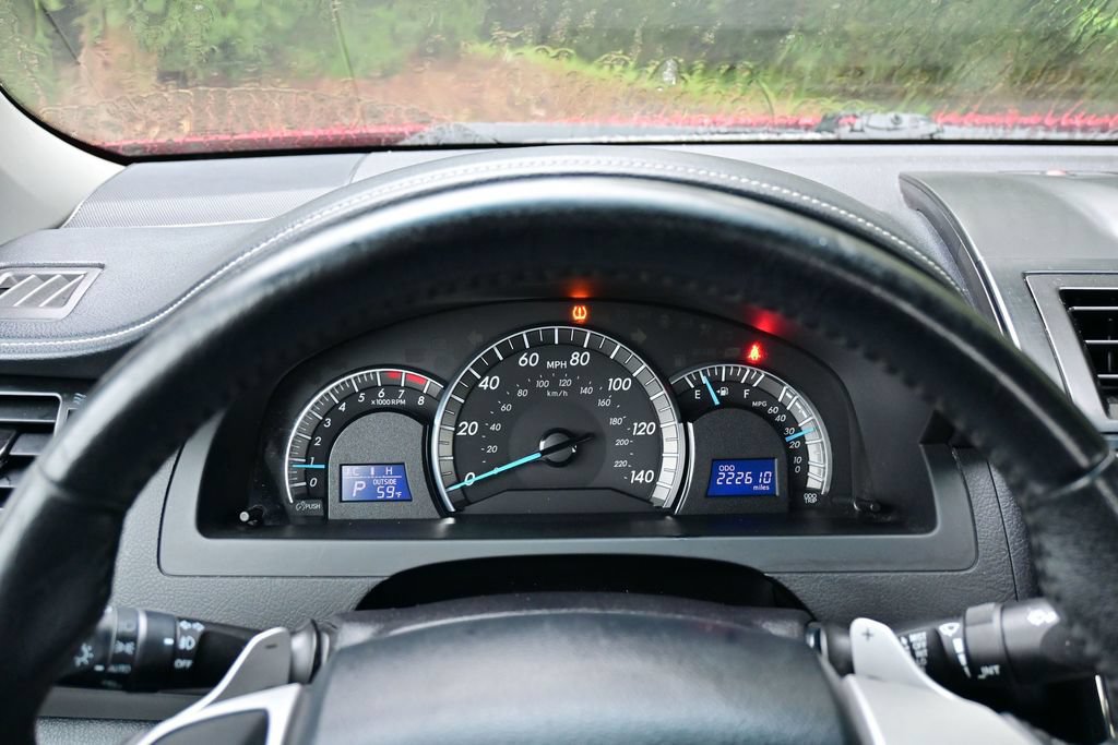 Used 2013 Toyota Camry SE FWD image 31